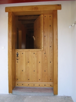 Porte style ferme - Emard-Bois-Menuisier-Escalier
